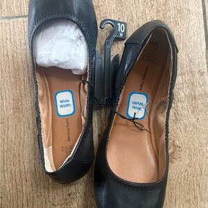 Women's Black Flats